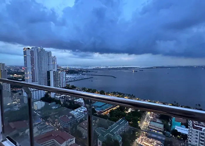 Malate Bayview Mansion Seaview Room -01 3* Manila