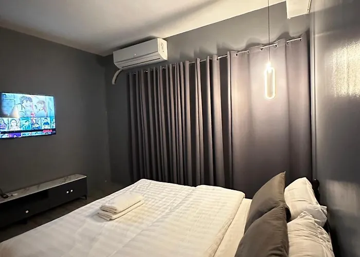 Malate Bayview Mansion Seaview Room -01