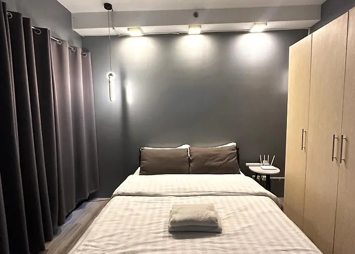 Malate Bayview Mansion Seaview Room -01 Aparthotel 3*